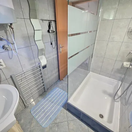 Lejlighed Zympresse Nv 1 With Sea View, 70m From The Novi Vinodolski